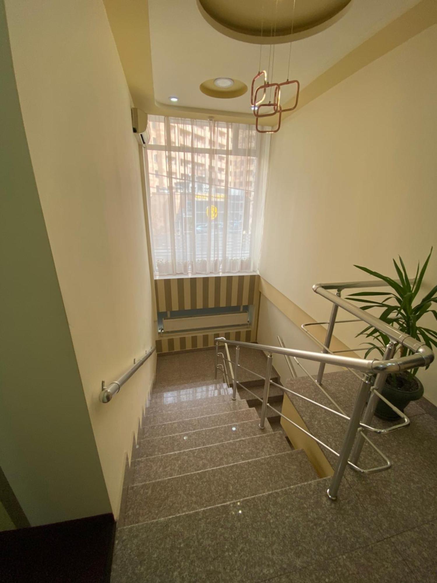 Hobby Hotel Yerevan Exterior photo