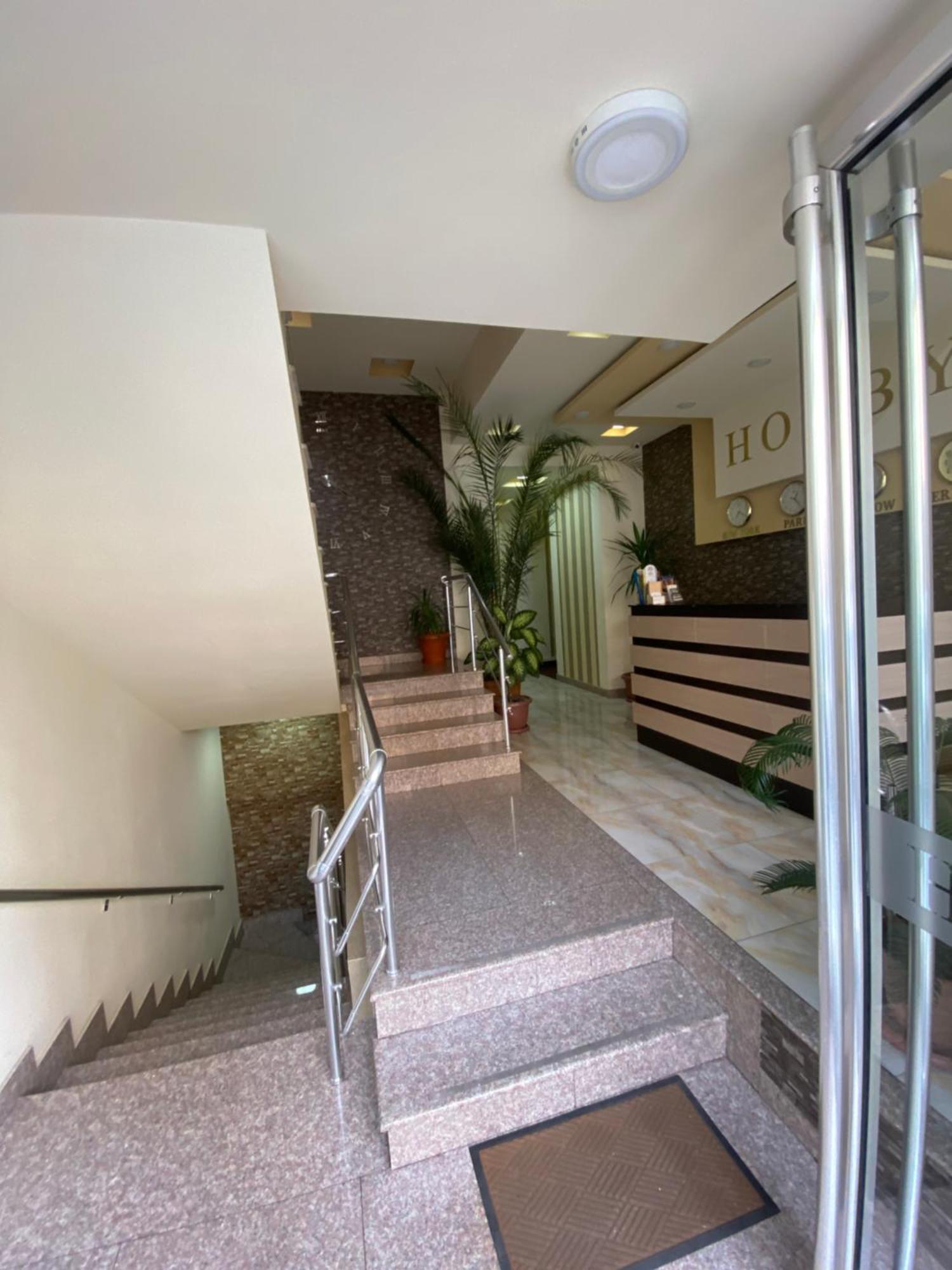 Hobby Hotel Yerevan Exterior photo